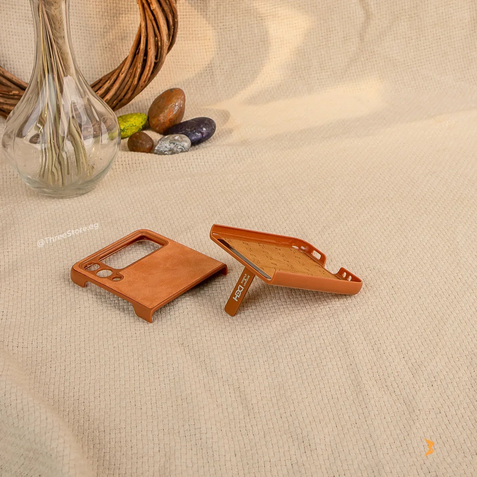 HDD Alcantara Stand Case Samsung Flip 3 - Three