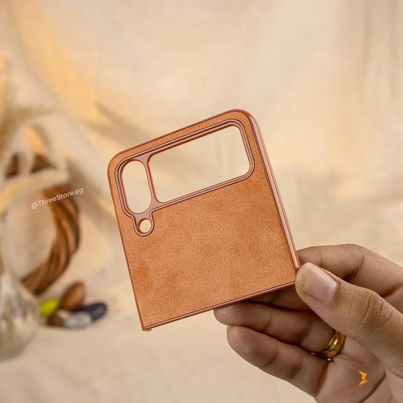 HDD Alcantara Stand Case Samsung Z Flip 4 - Three