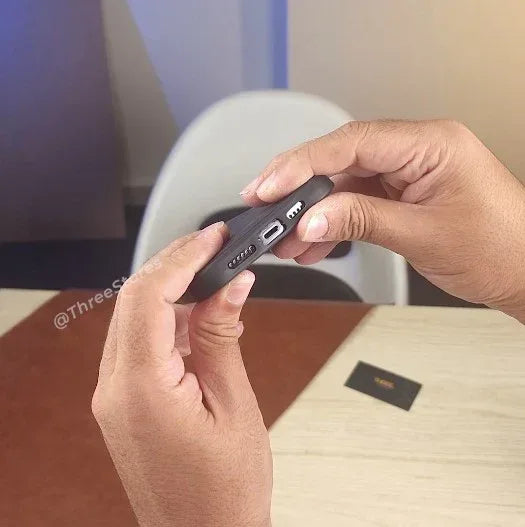 Black Leather Case iPhone 12 Pro Max - Three