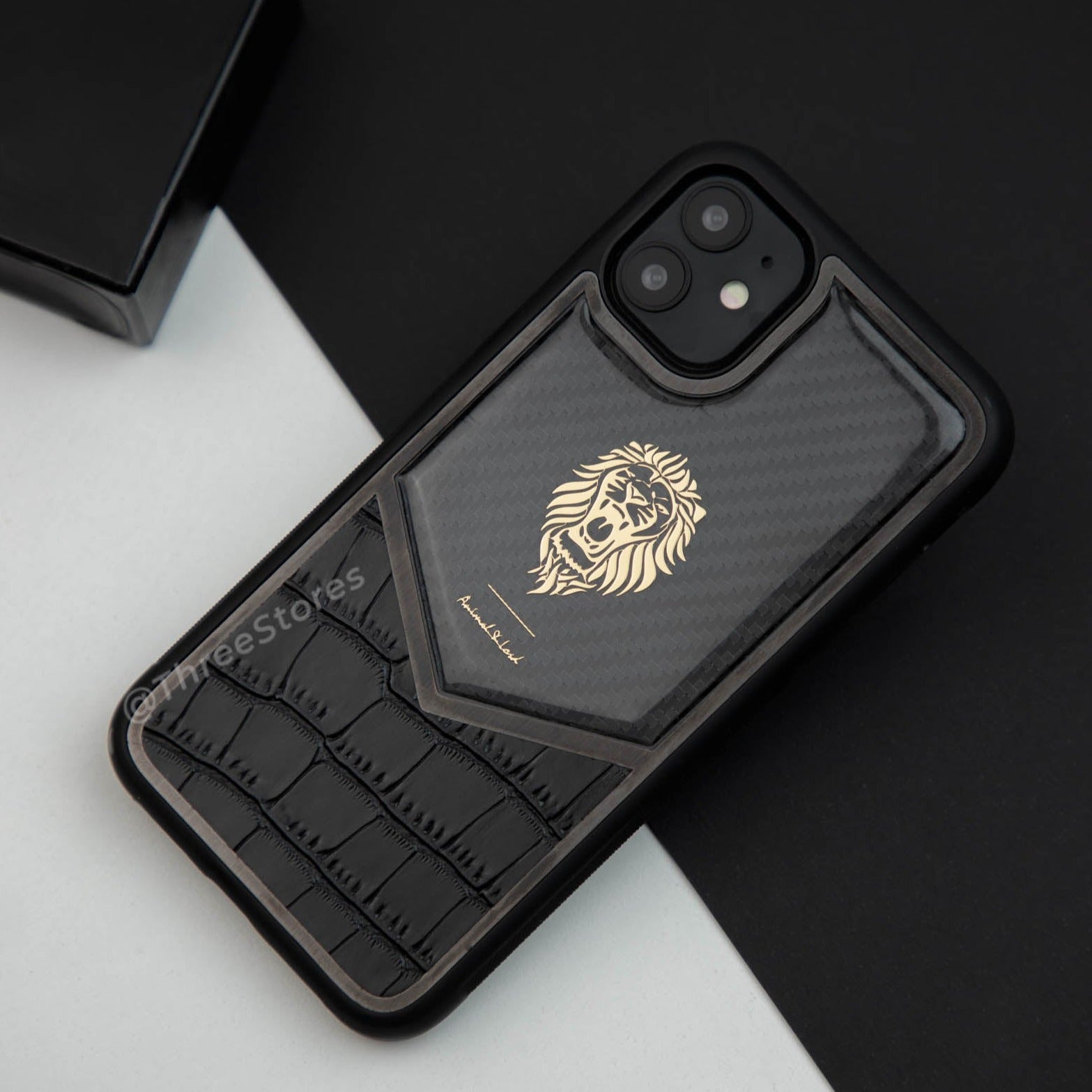Iron Lion Leather Case iPhone 11