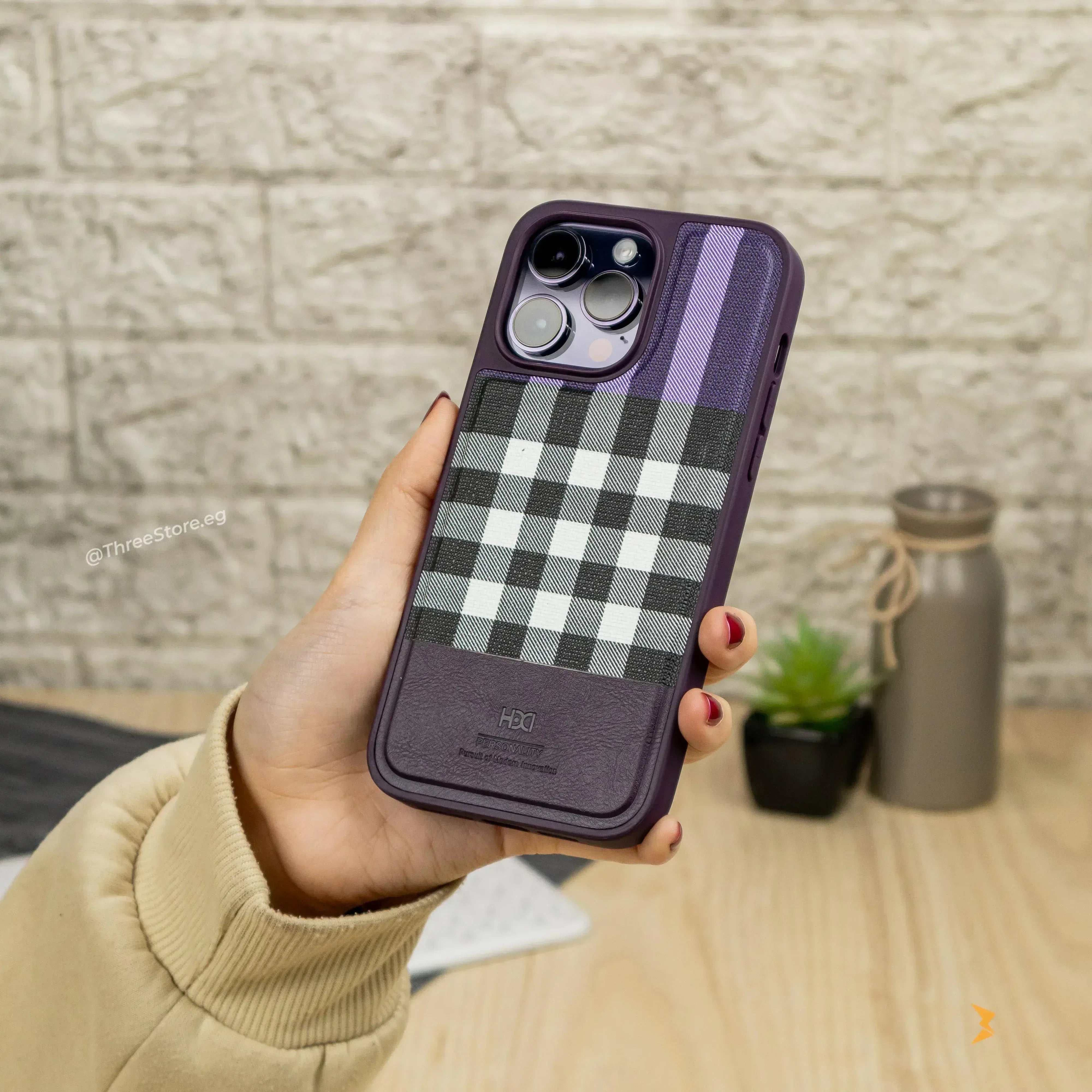 HDD Checks Leather Case iPhone 16 Pro Max - Three
