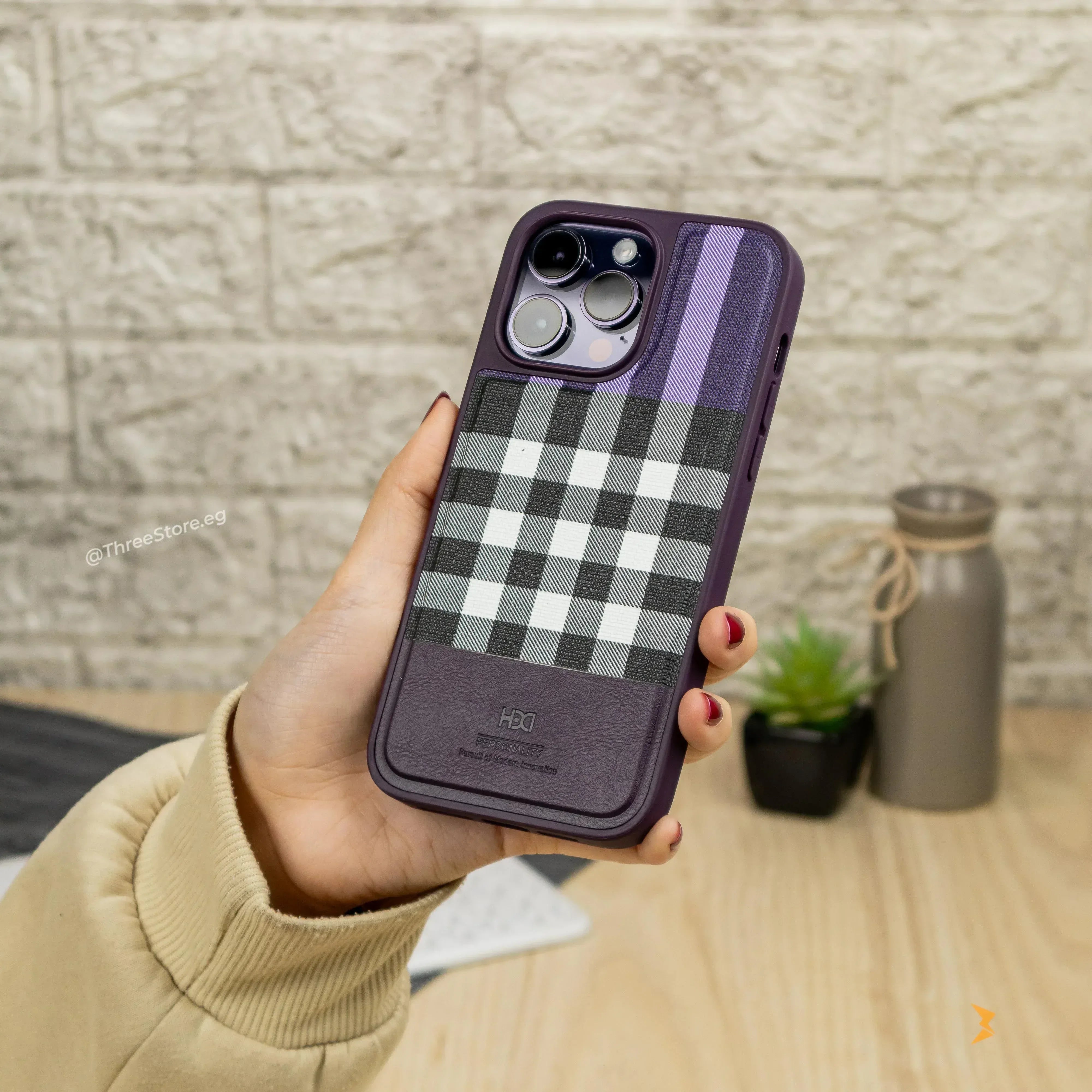 HDD Checks Leather Case iPhone 14 Pro Max - Three