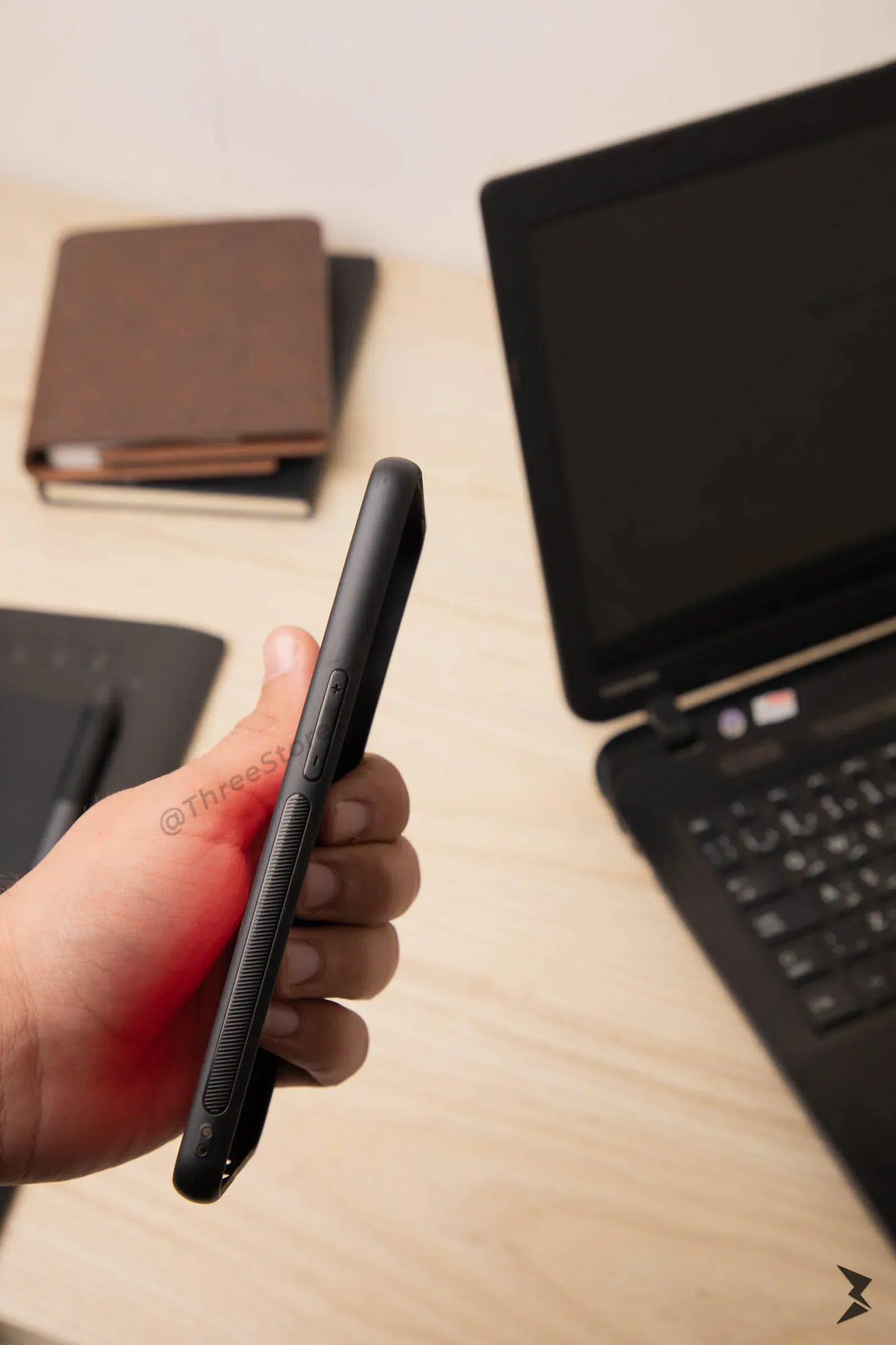 Leather Camera Protection Case Oppo A95 5G - Three