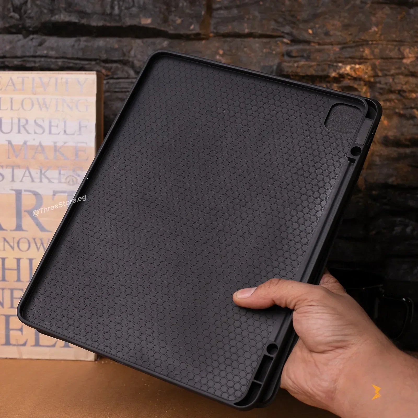 Recci Flip Leather Case iPad 12.9 - Three