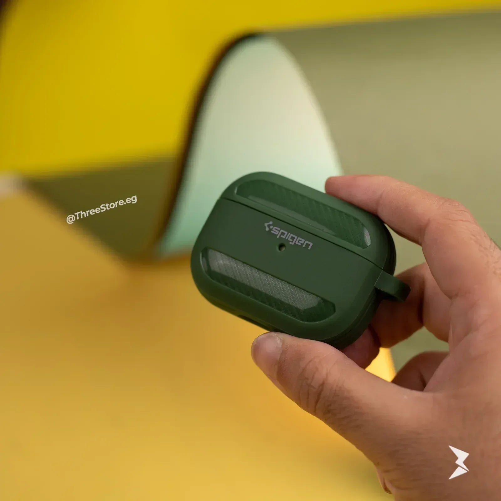 Spigen Rugger Armor case Airpods Pro - Three