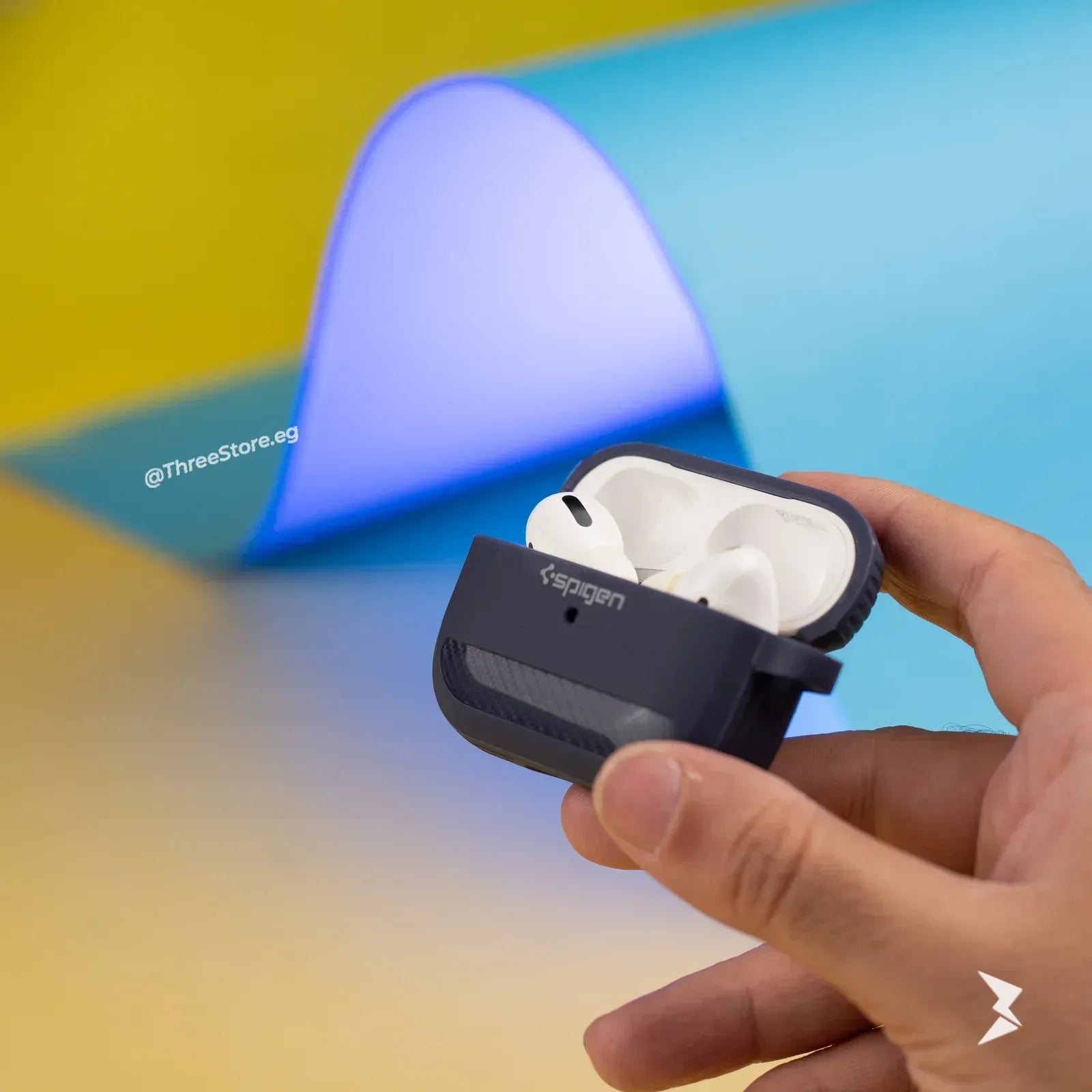 Spigen Rugger Armor case Airpods Pro - Three