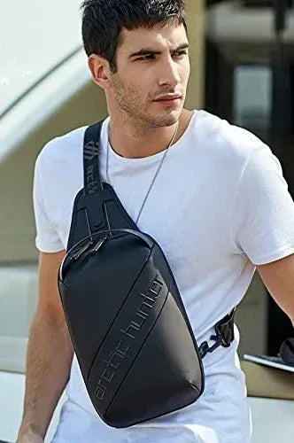 Arctic Hunter Small Cross Bag XB00121 - Three