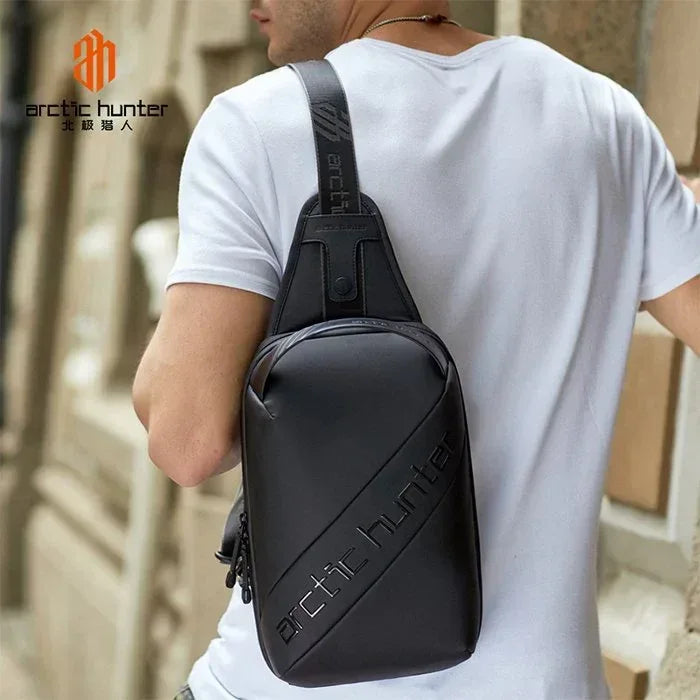 Arctic Hunter Small Cross Bag XB00121 - Three