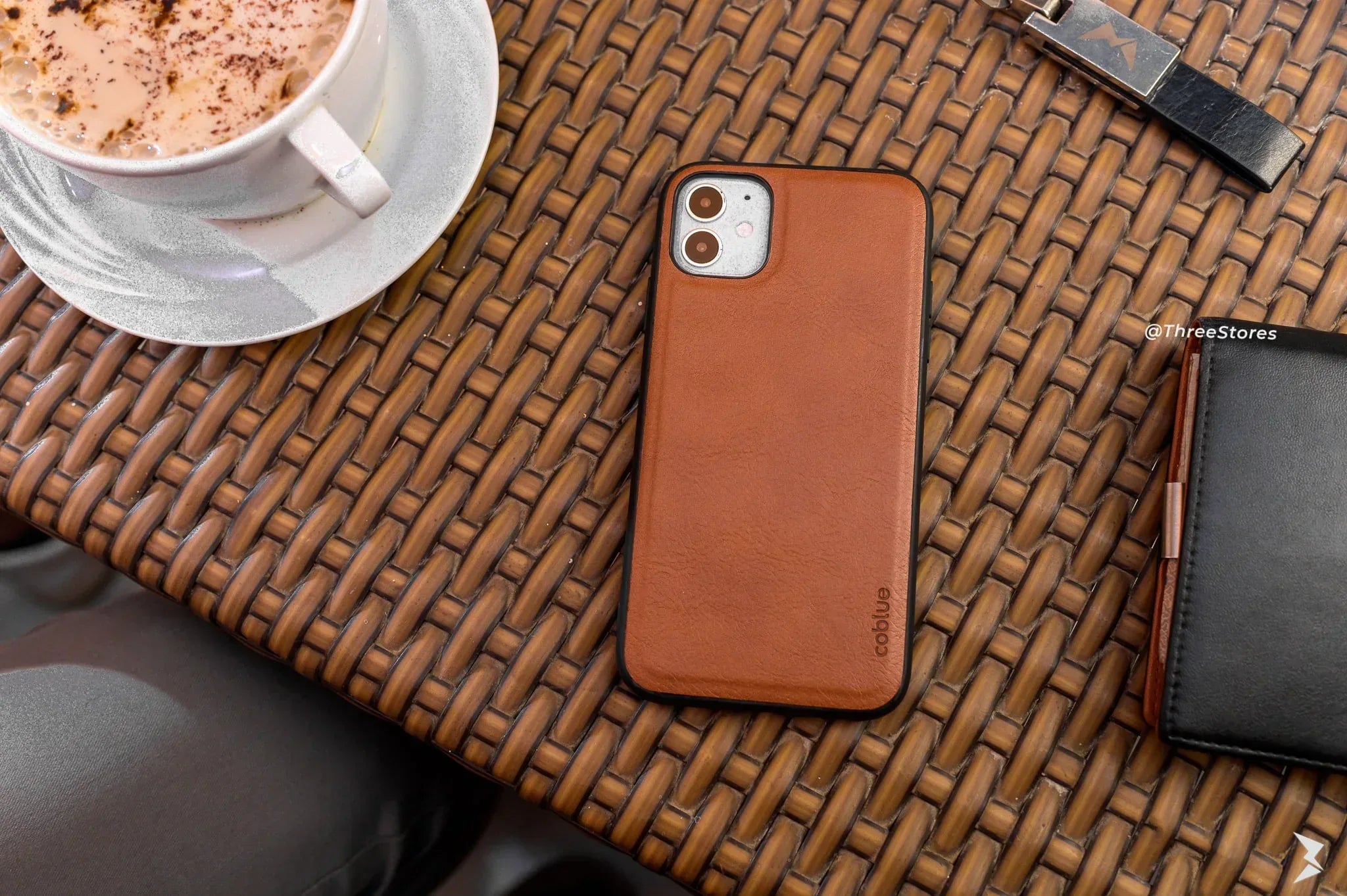 Coblue Leather Case iPhone 12 / 12 Pro - Three