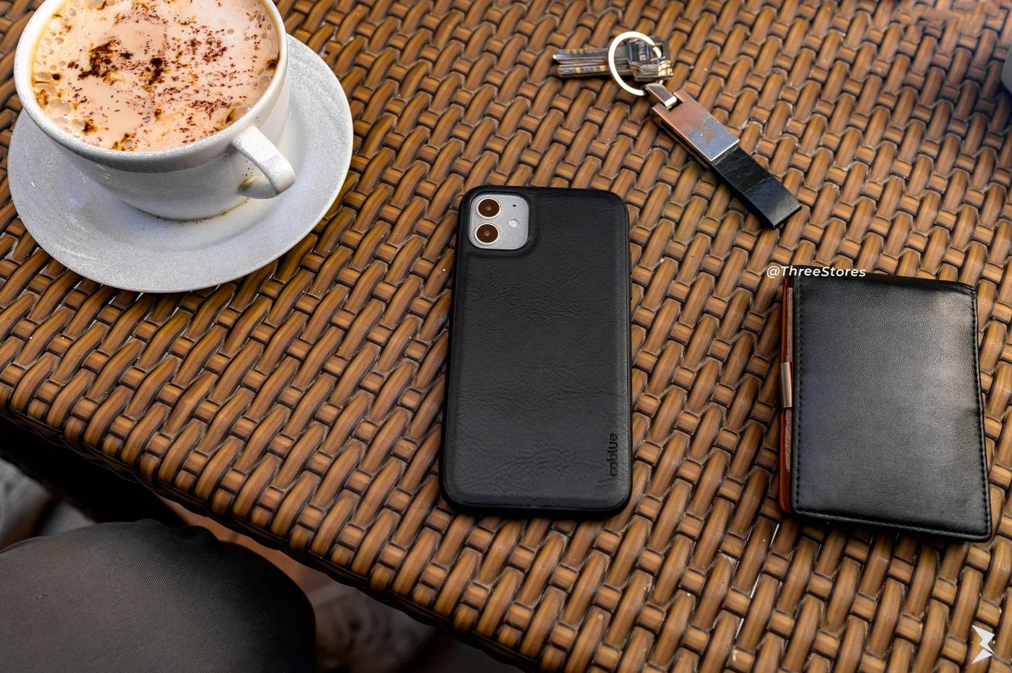 Coblue Leather Case iPhone 12 / 12 Pro - Three