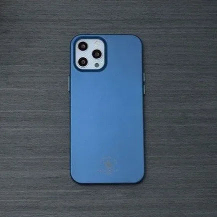 Santa Slim Case iPhone 12 / 12 Pro - Three