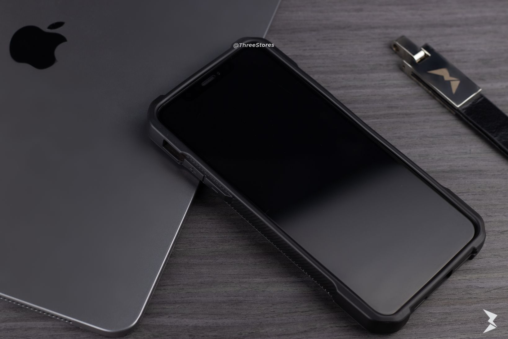 2021-04-14 uag monarch 11 pro max FB-4