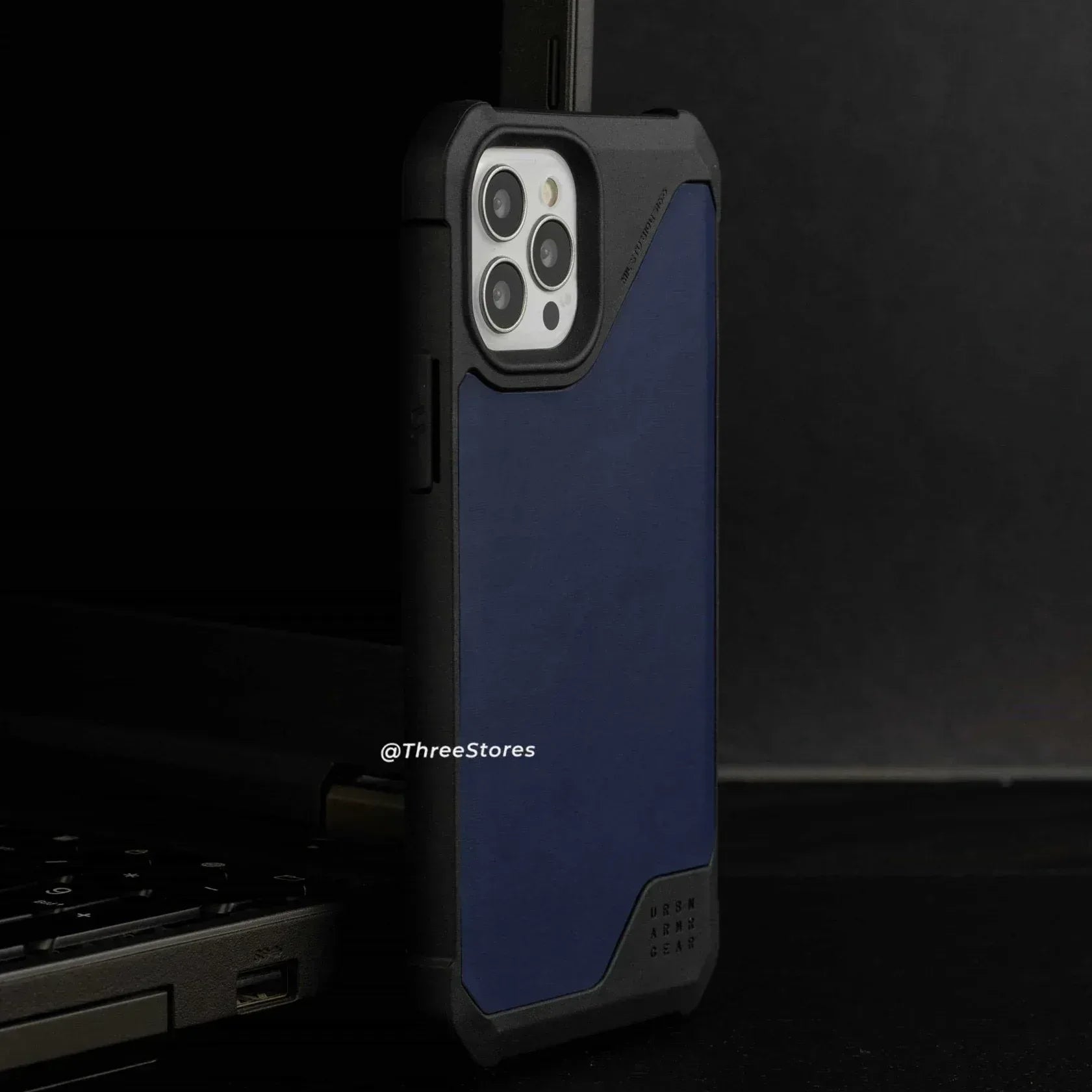 UAG Metropolis Leather Case iPhone 12 Pro Max - Three