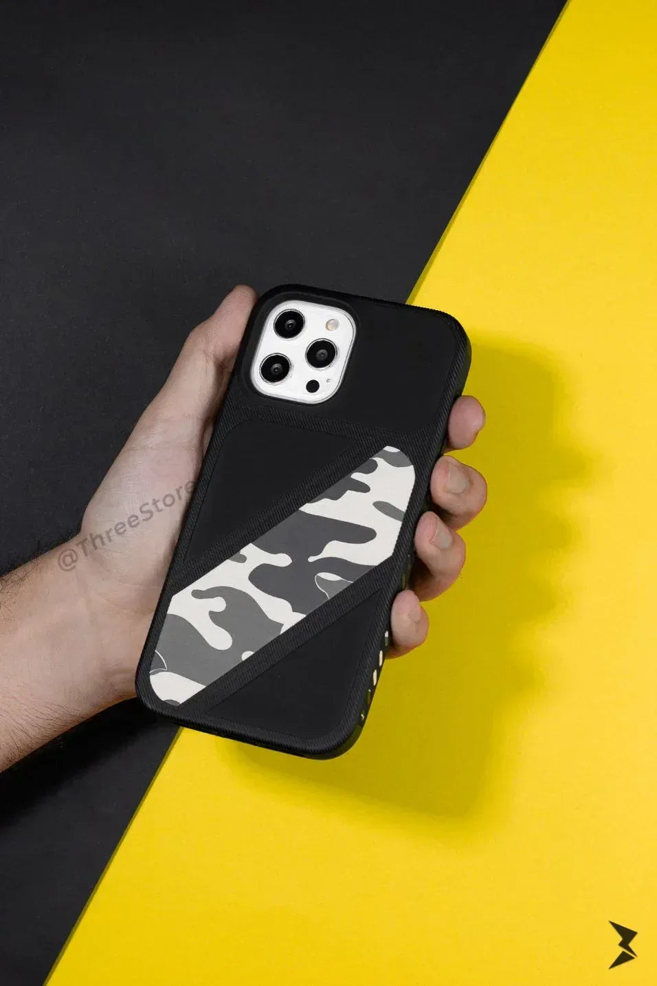 QY Trax Case iPhone 12 Pro Max - Three