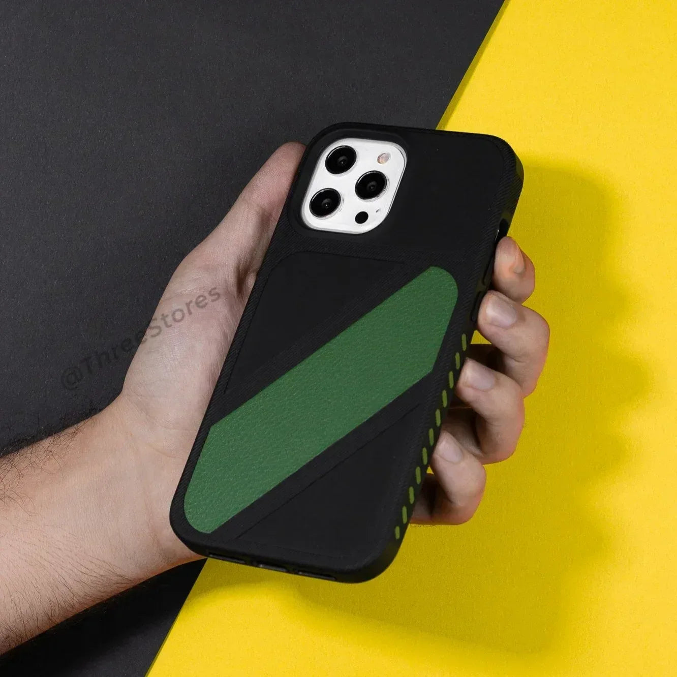 QY Trax Case iPhone 12 Pro Max - Three