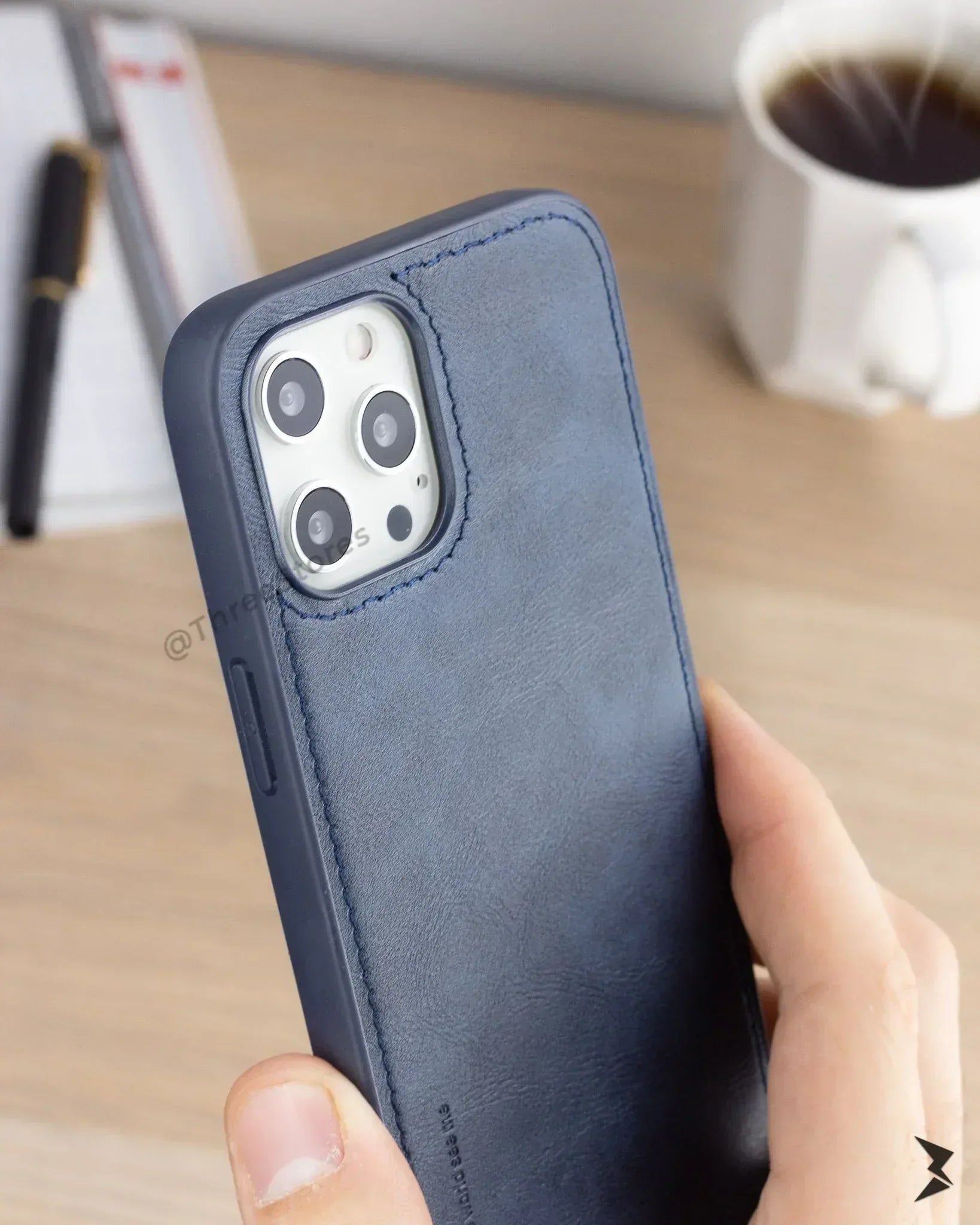 HDD Leather Case iPhone 12 Pro Max - Three