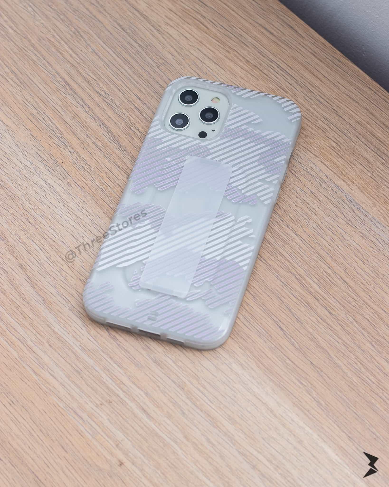 Uniq Heldro Army Case iPhone 12 / 12 Pro - Three