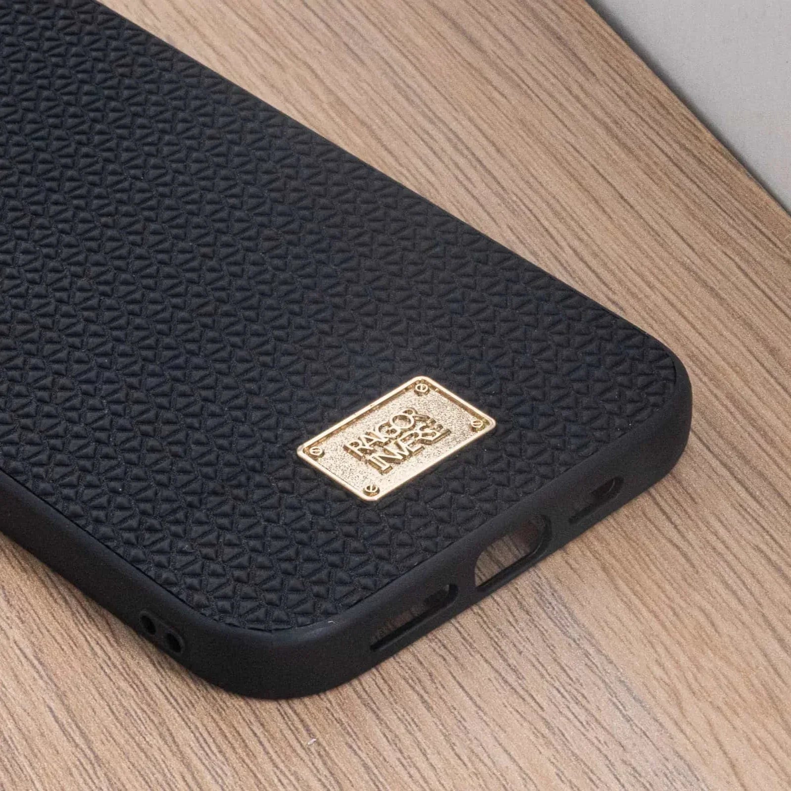 Raigor Inverse Parker Texture Case iPhone 13 Pro - Three