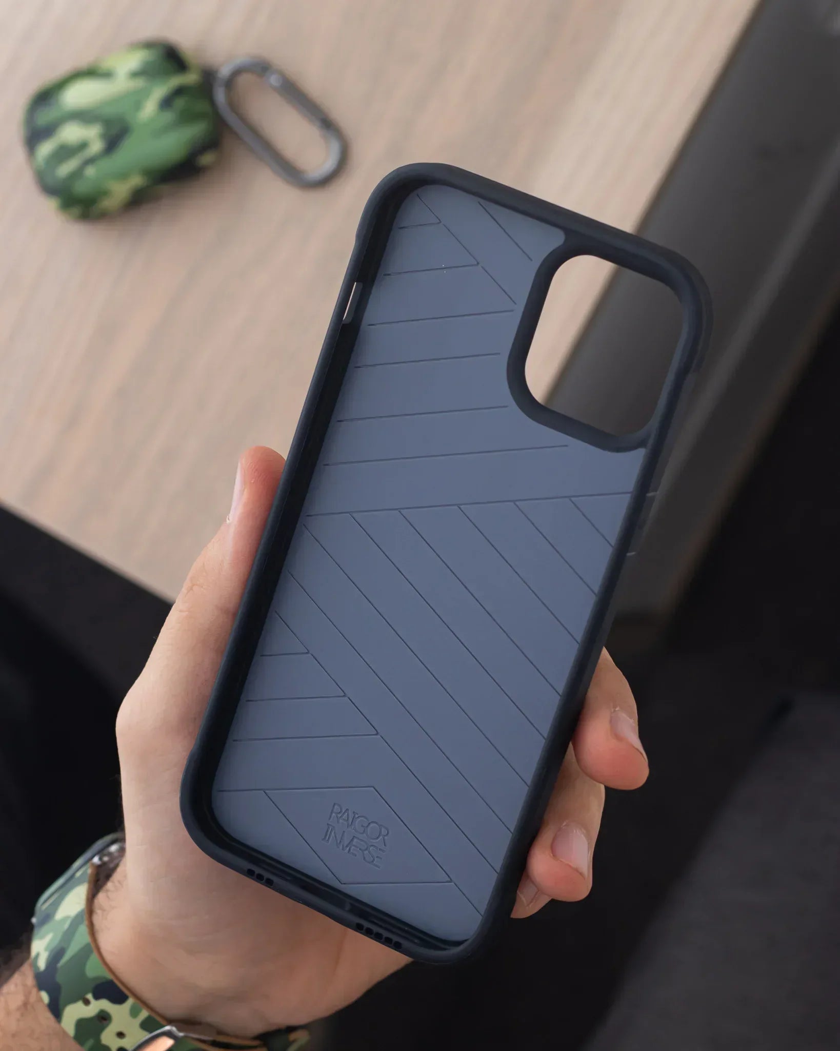 Raigor Inverse Army Silicone Case iPhone 12 Pro Max - Three