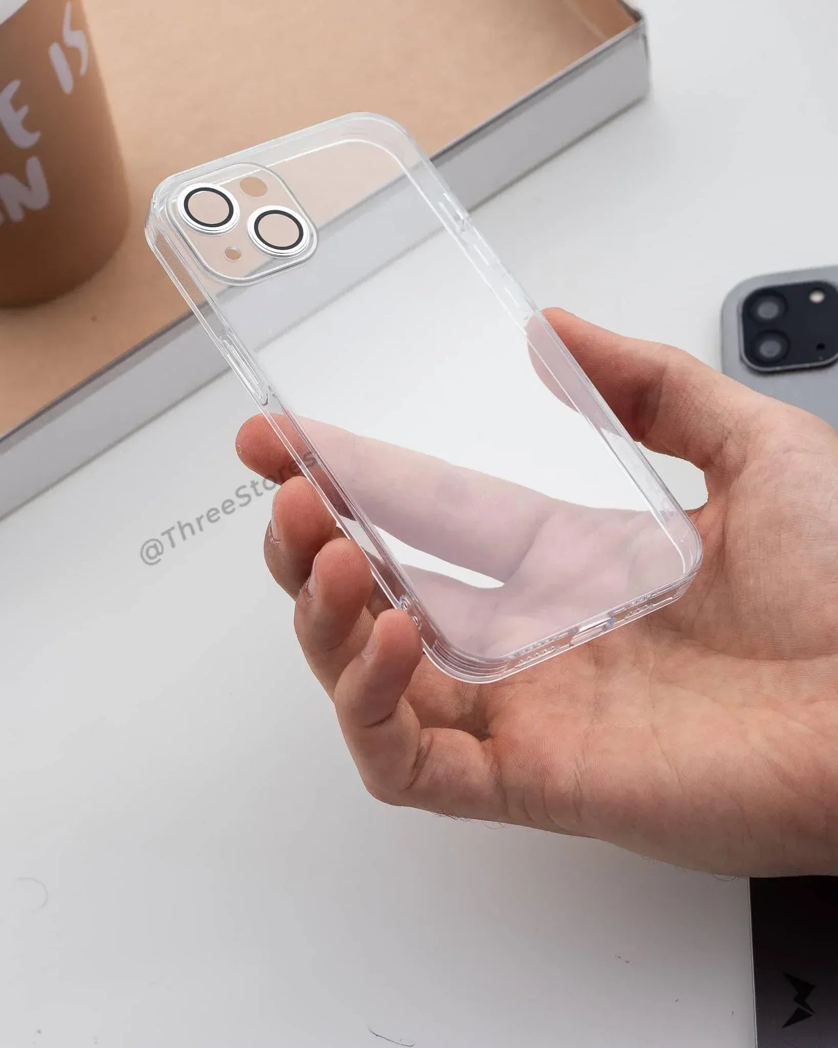 QY Glossy Transparent Camera Protective Case iPhone 13 - Three