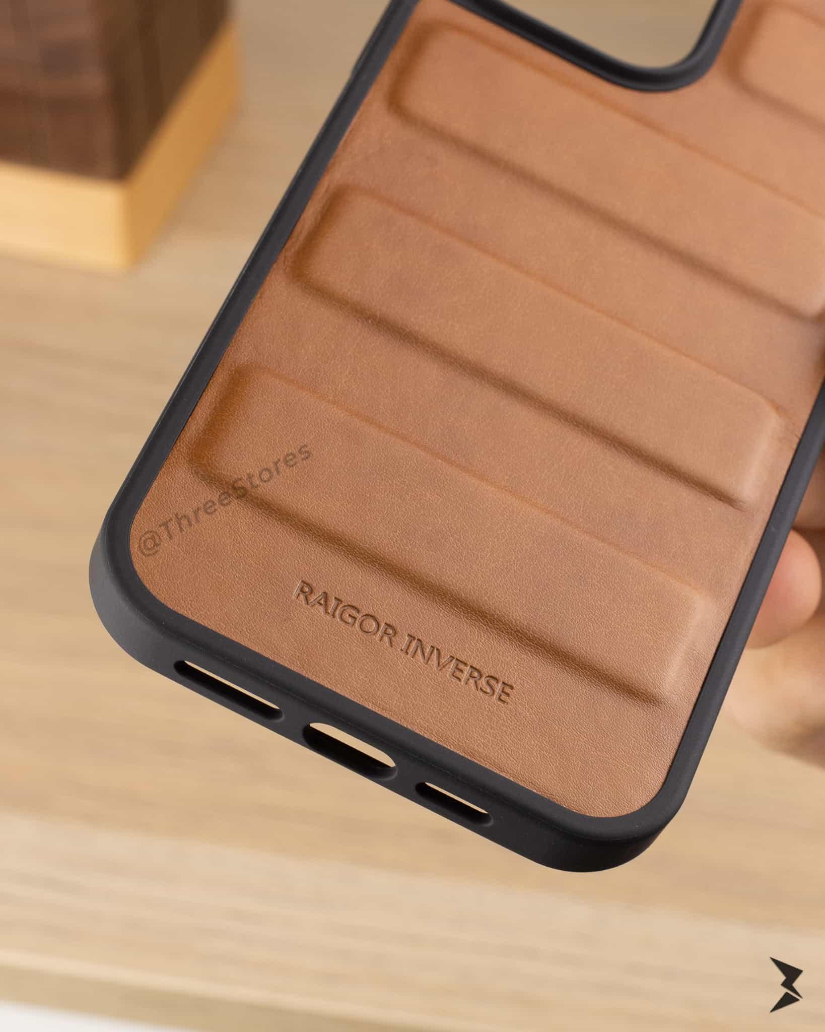 Raigor Leather Case iPhone 13 Pro Max - Three