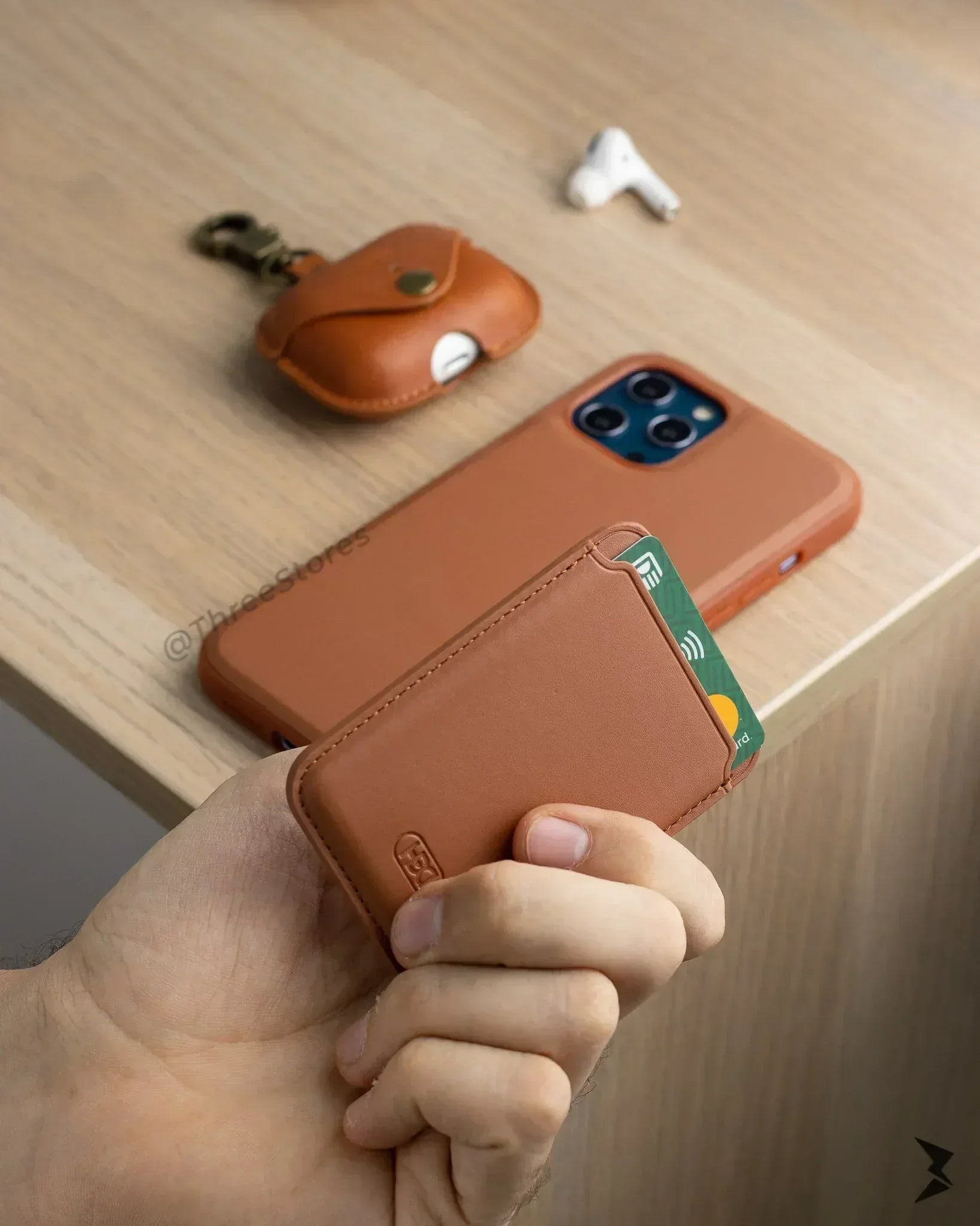 HDD Magnetic Card Case iPhone 12 / 12 Pro - Three