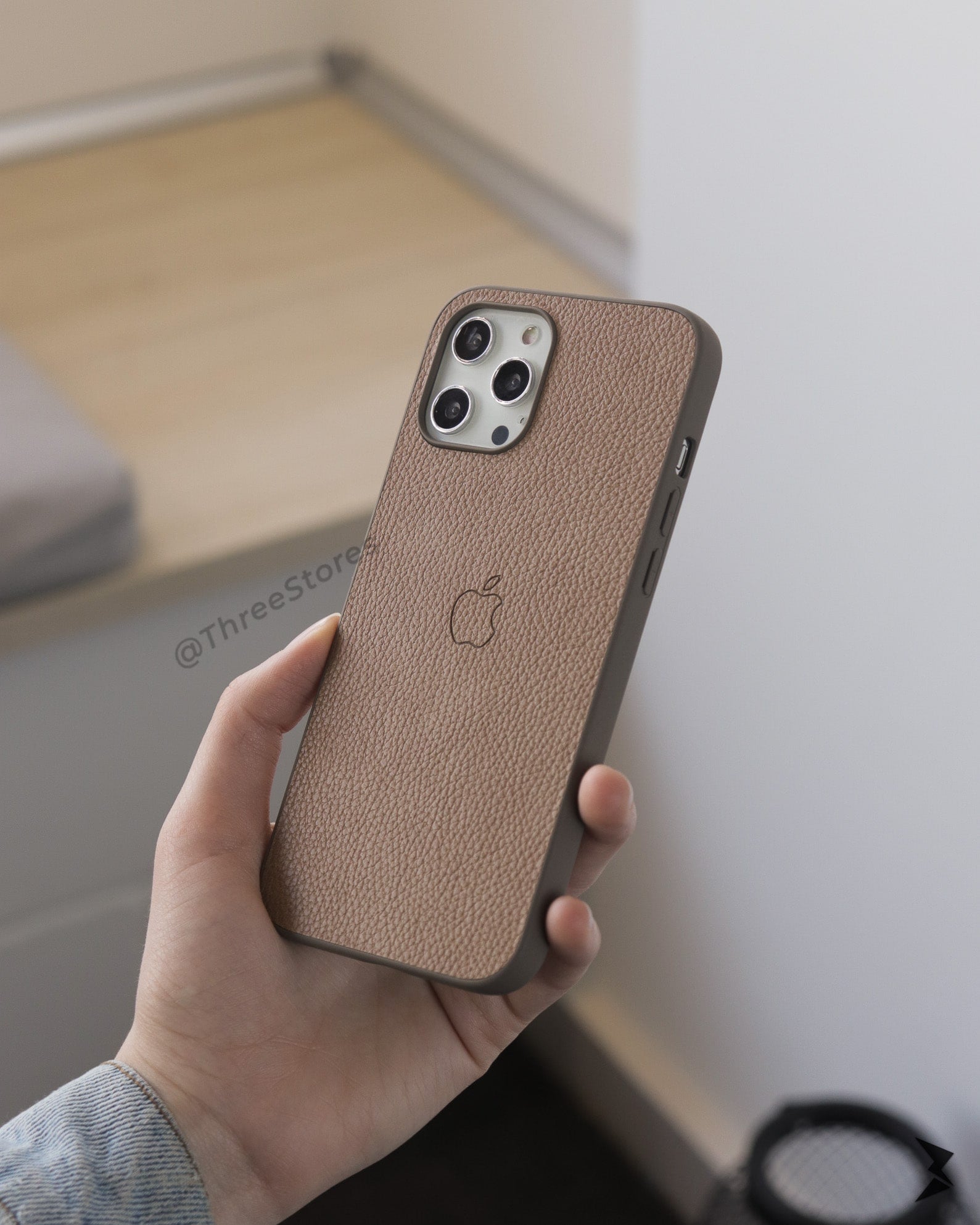 slim leather iPhone 12 pro max case