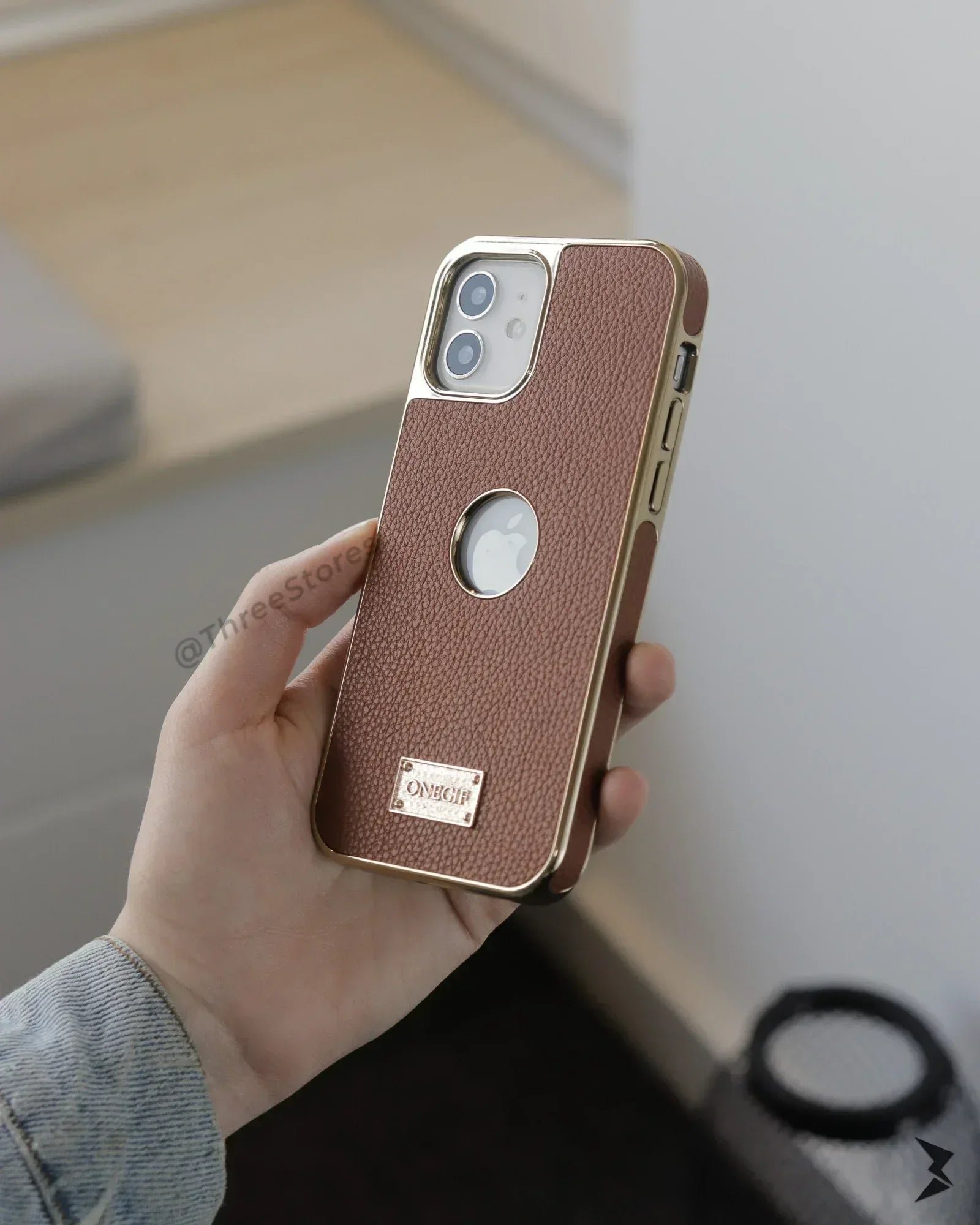 OneGif Leather Case iPhone 12 / 12 Pro - Three