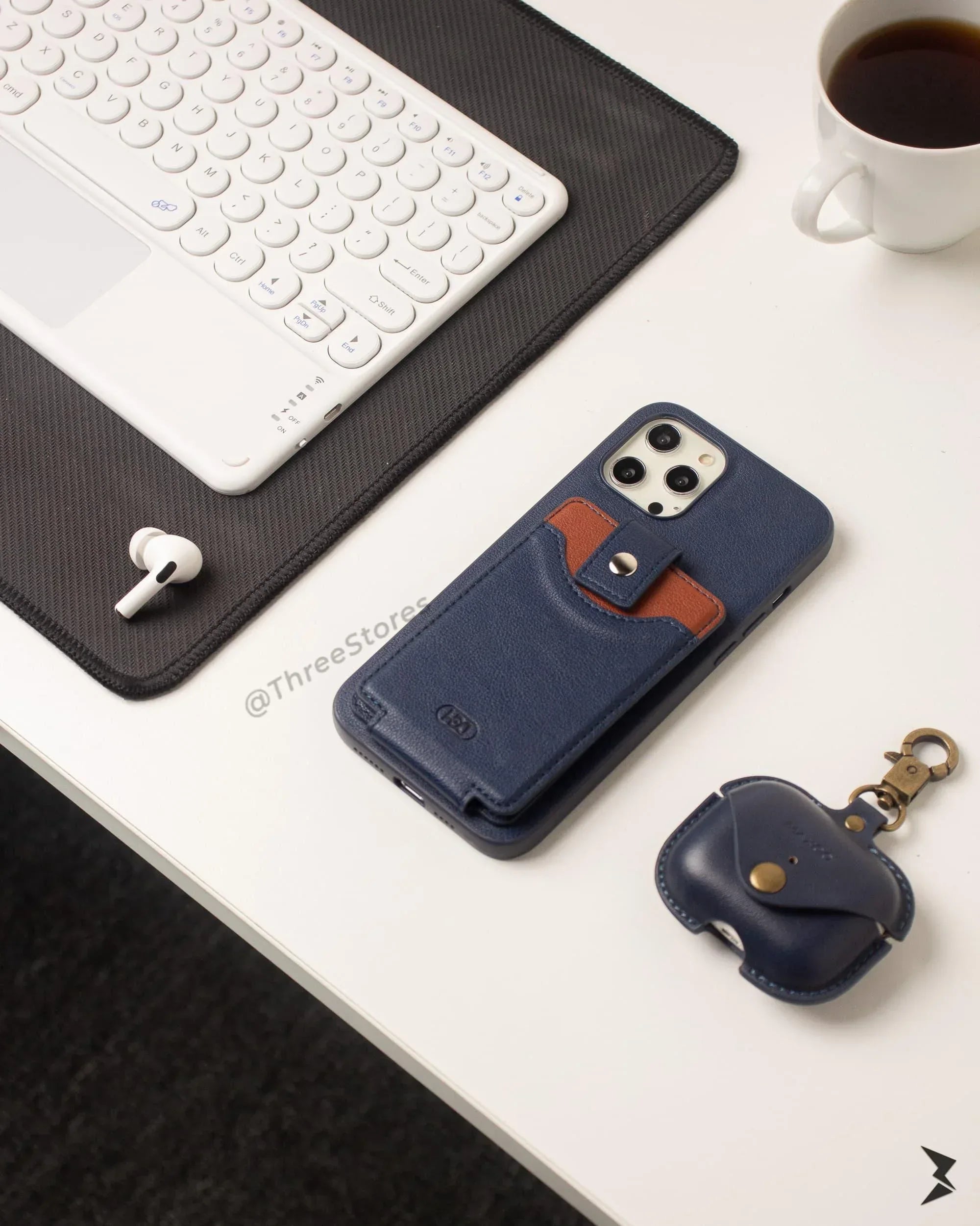 Hdd Leather Card Case iPhone 12 Pro Max - Three