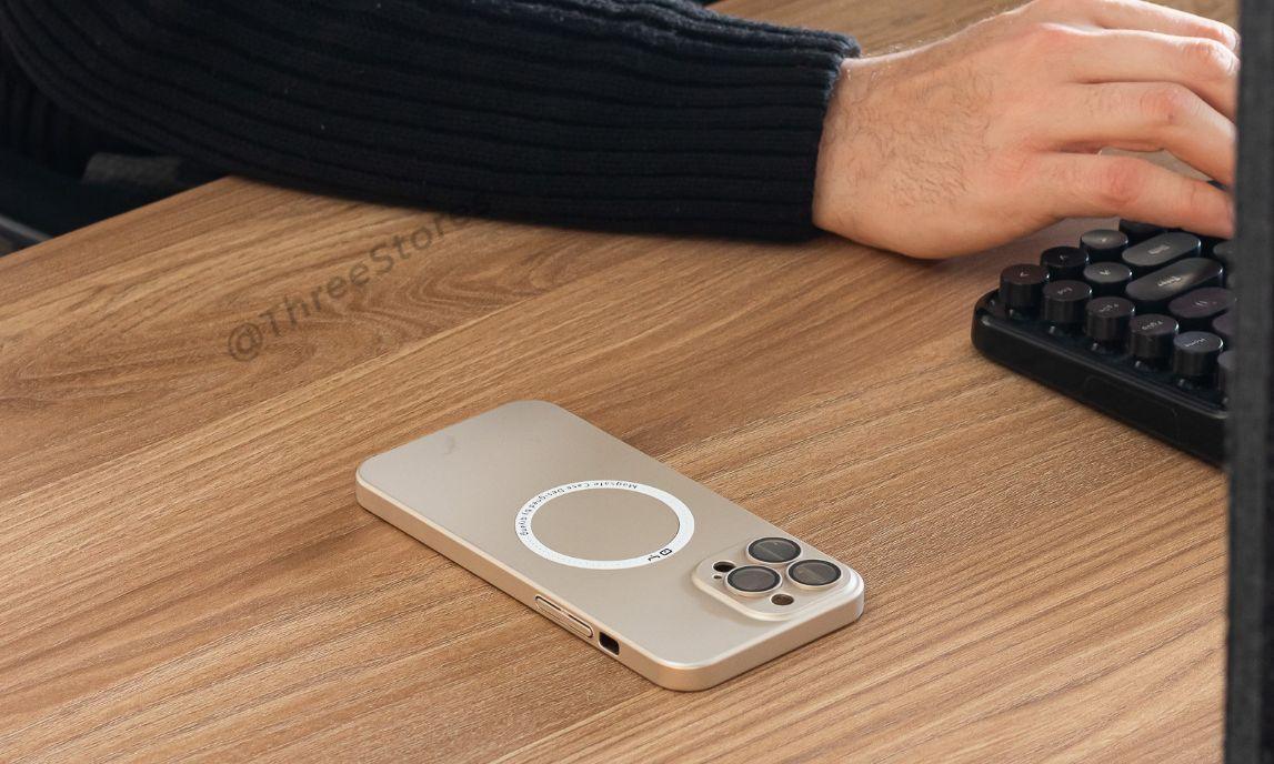 QY Carbon Magsafe Camera Protection lens Case iPhone 13 Pro Max - Three