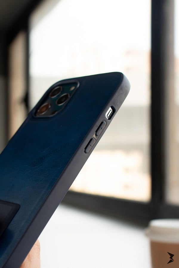 2022-03-09 HDD Stand leather Case iPhone OUTPUT-15