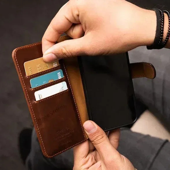 Puloka Wallet Case iPhone 11 - Three