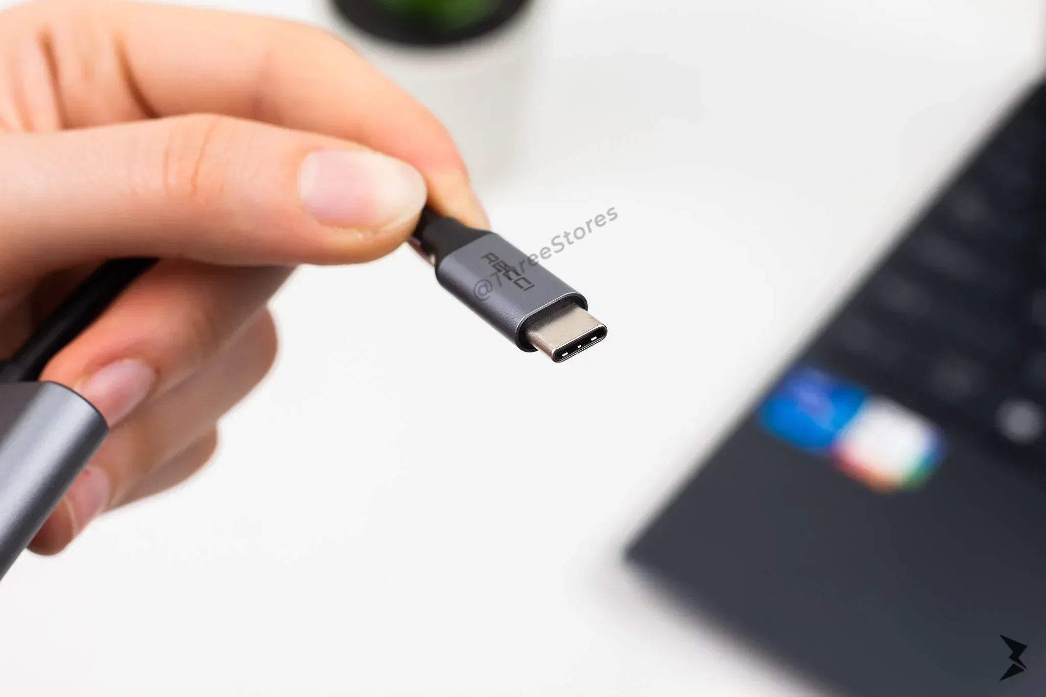 Recci Hub 3 in 1 PD-100W RHO5 - Three