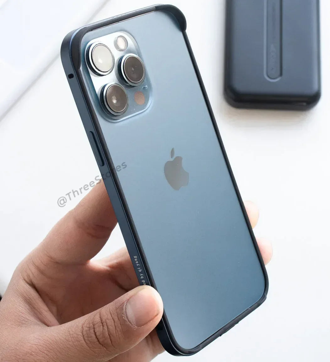 QY Yang Frame Case iPhone 13 Pro Max - Three