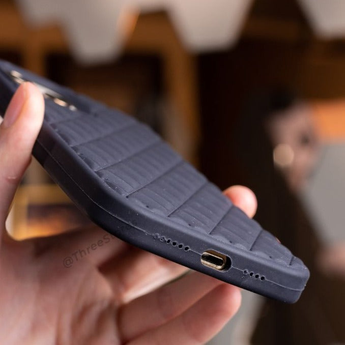 2022-06-21 Woven Pattern Case iPhone 12 Pro Max OUTPUT-13