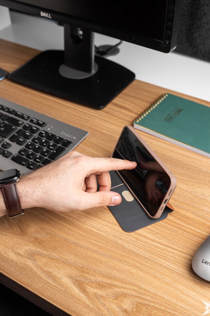 2022-07-23 Coblue Leather 360 Ultra Thin Case iPhone OUTPUT-28