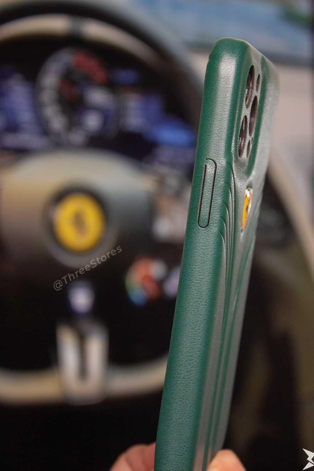 Ferrari Leather Case iPhone 12 Pro - Three