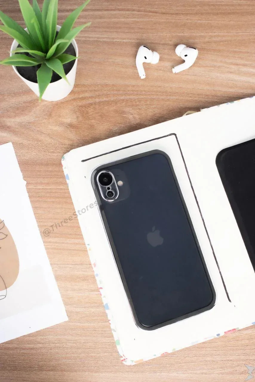 New Opus Premium Case iPhone XR - Three