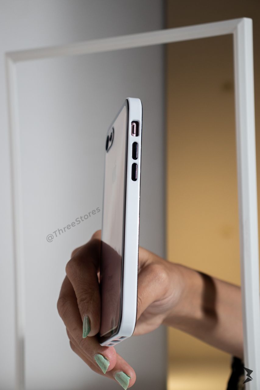 2022-08-23 New Opus Premium Case iPhone-4