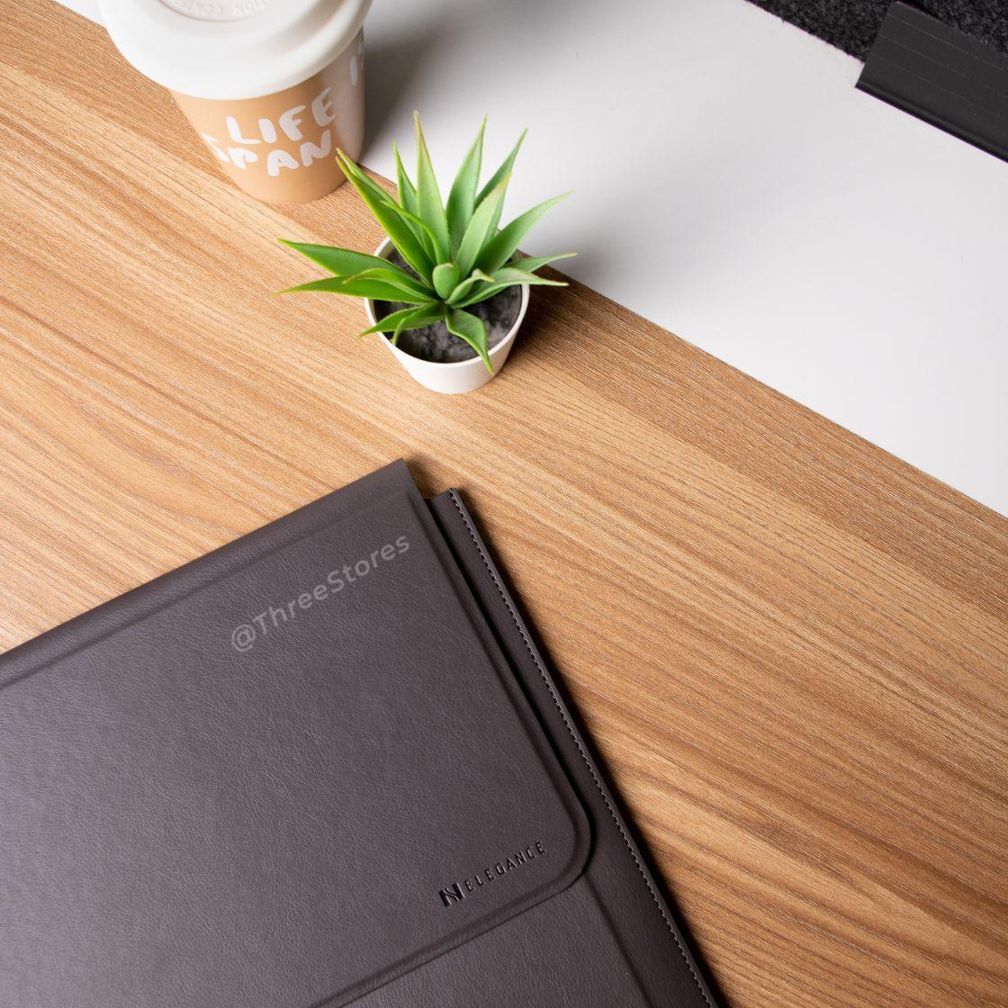N ELEGANCE Laptop Sleeve - Three