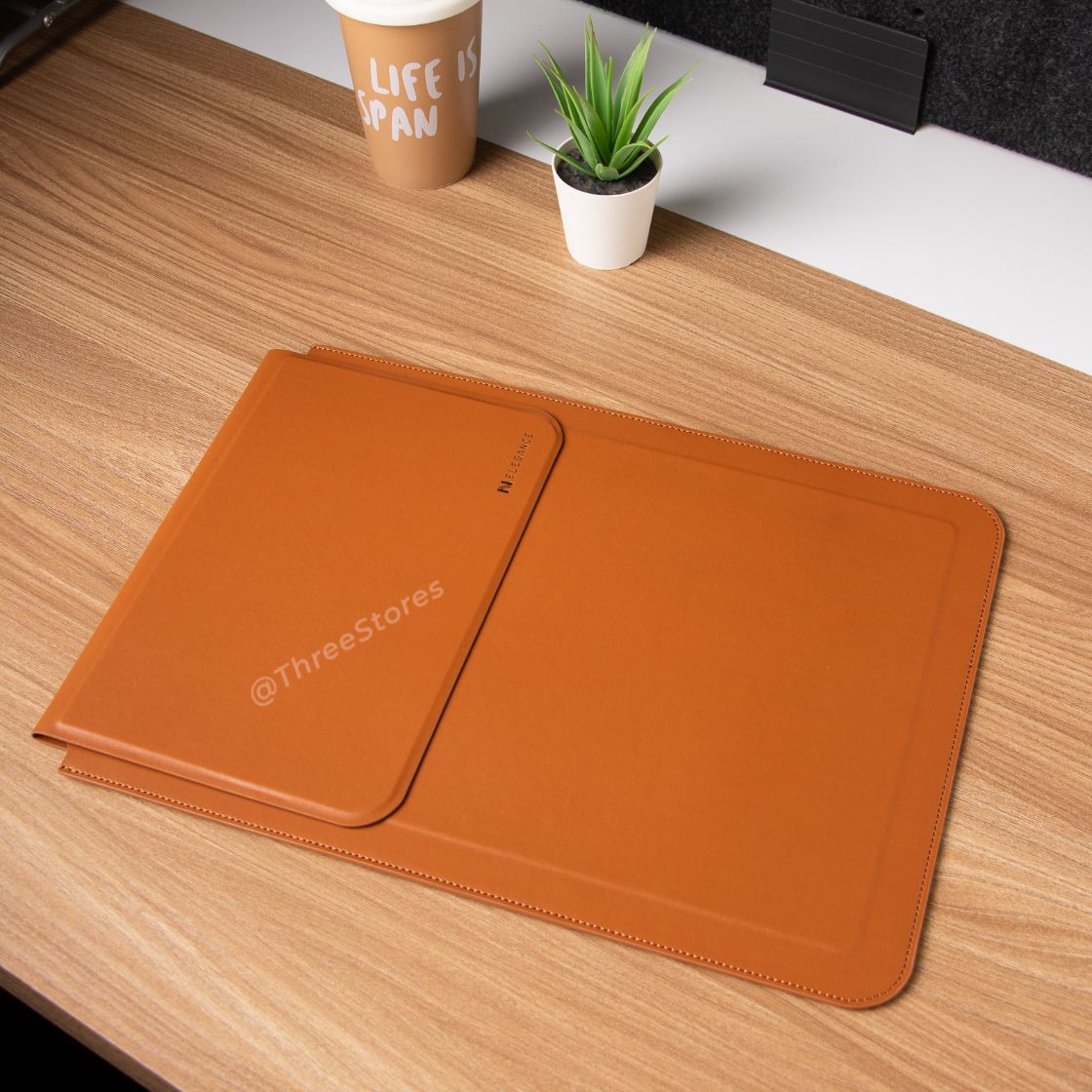 2022-10-24 N ELEGANCE Laptop Sleeve-