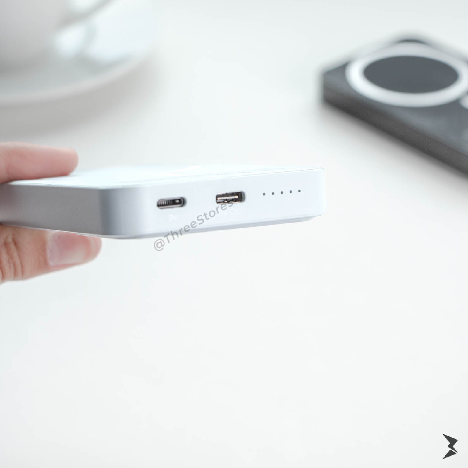 Lanex 3 in 1 Magnetic Wireless Power Bank 5000mAh Lp18
