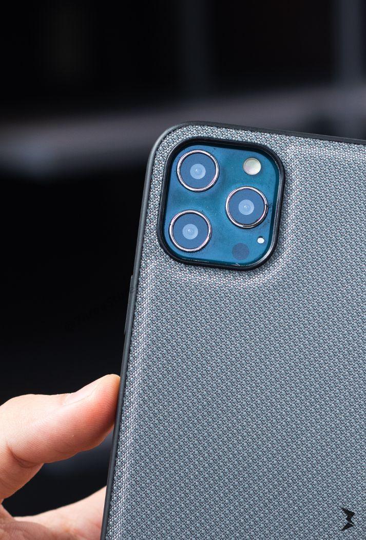 Fino Dux Ducis Fabric Case iPhone 12 Pro Max - Three