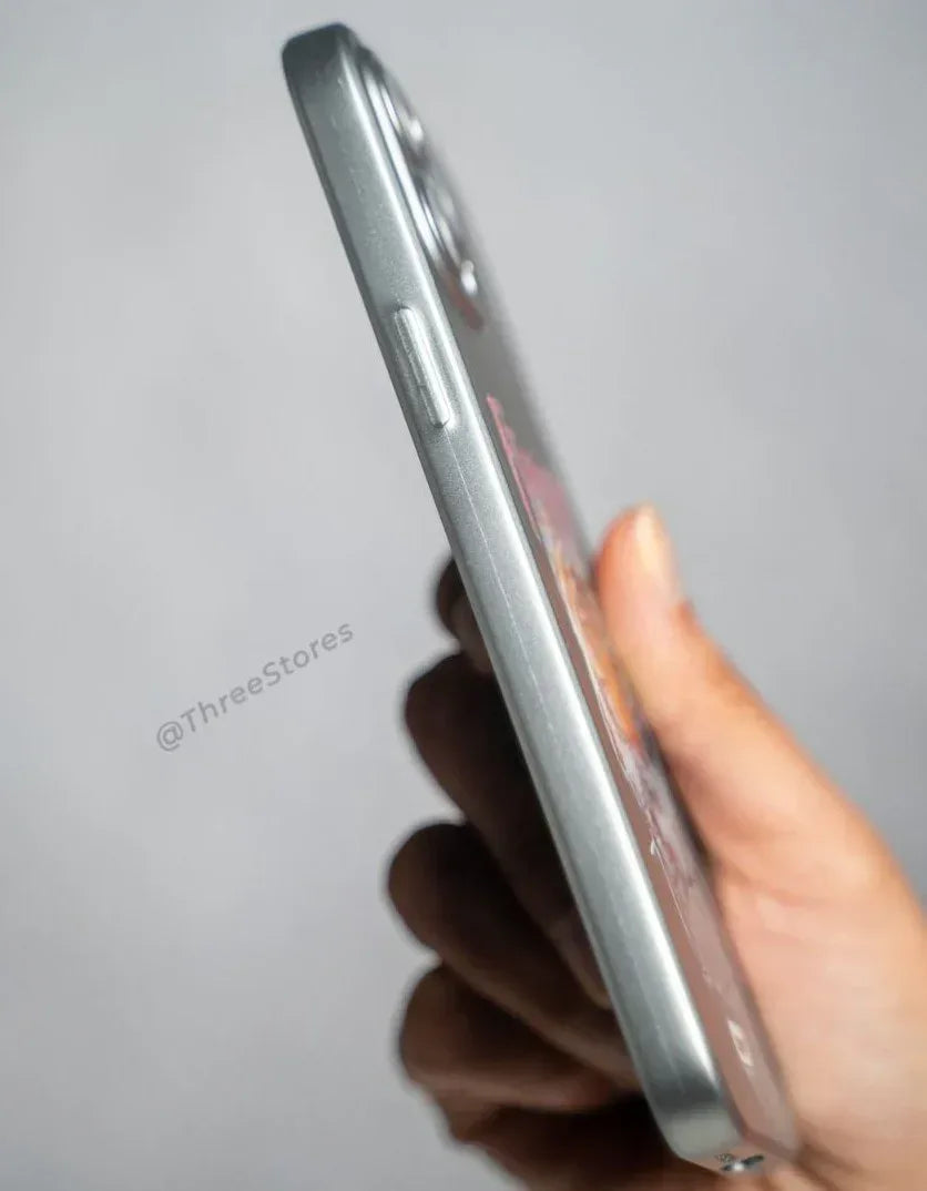 Boter Silver Camera Protection Case iPhone 11 - Three