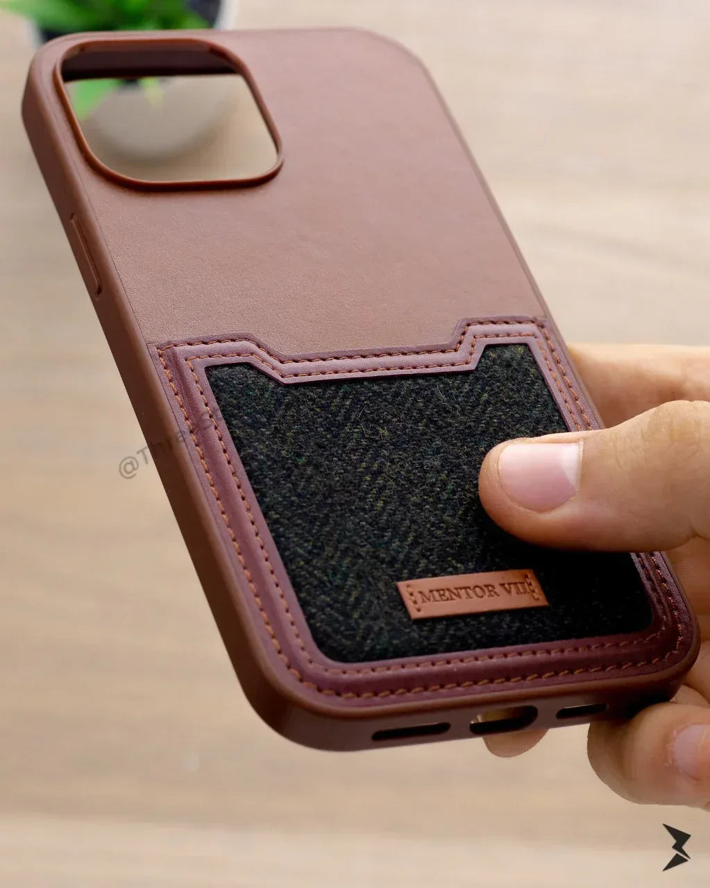Mentor Wallet Case iPhone 13 Pro Max - Three