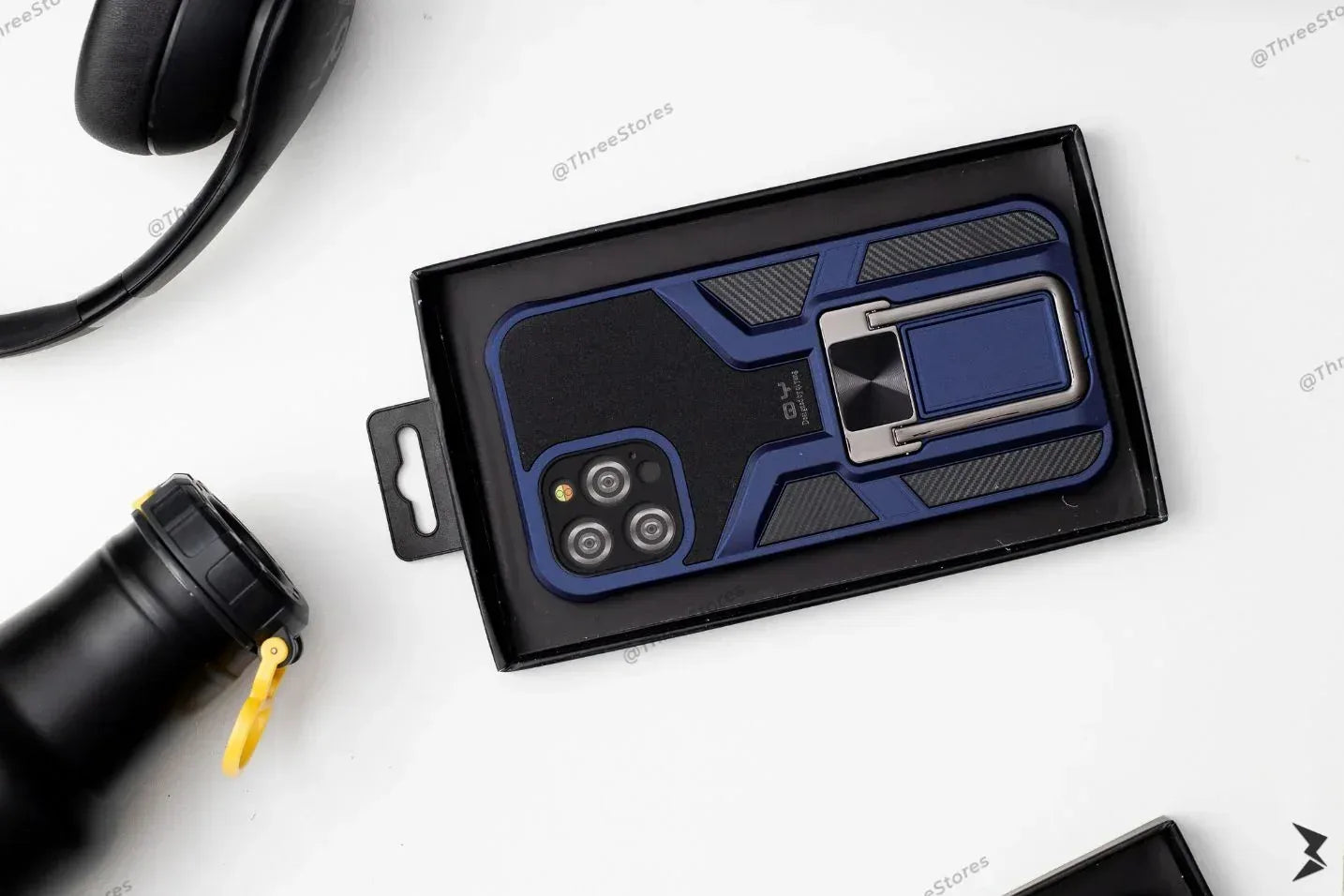 QY Stand Protector Case iPhone 12 Pro Max - Three