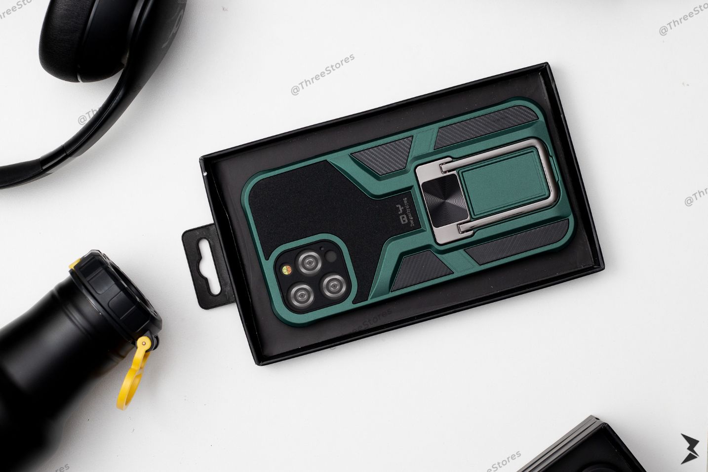 QY Stand Protector Case IPhone OUTPUT FB.. (8 of 7)