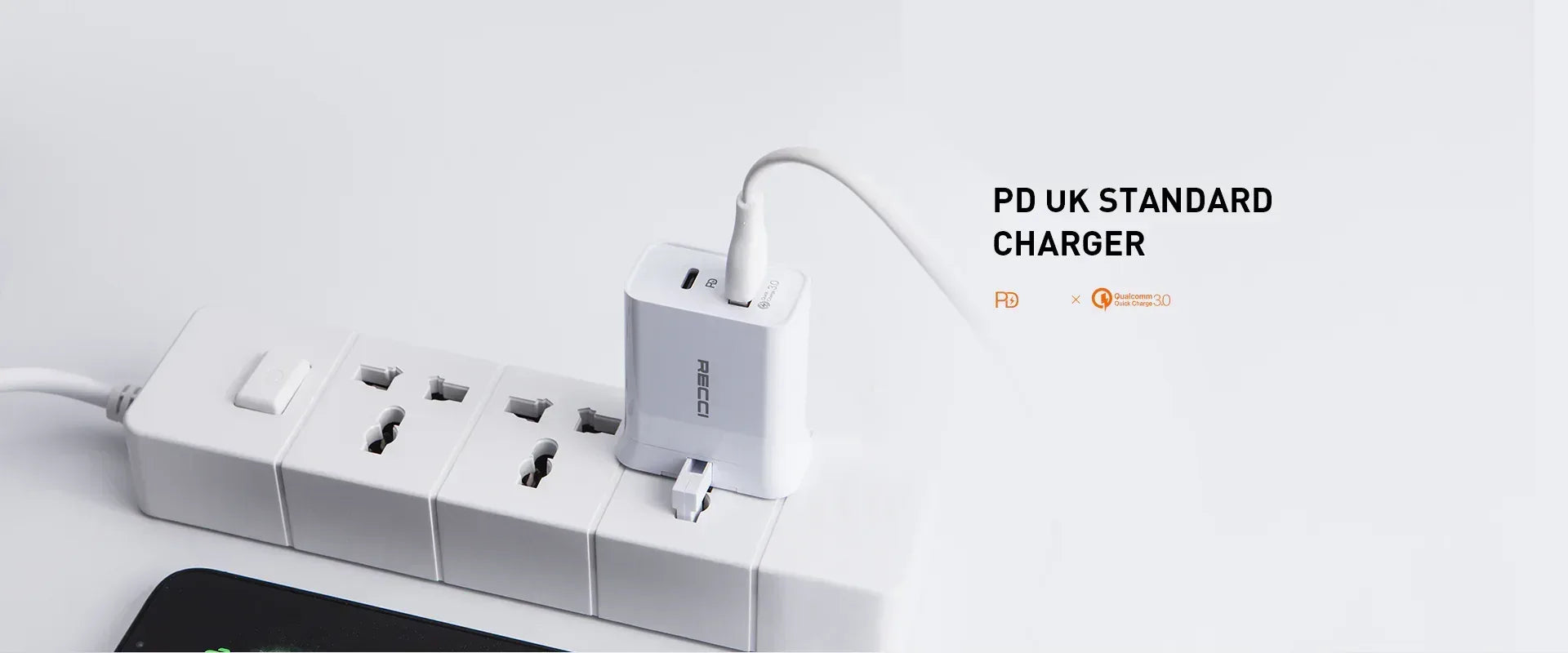 Recci 33W Dual Charger Gan RC22 - Three