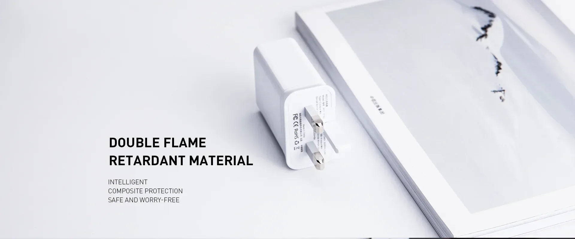 Recci 33W Dual Charger Gan RC22 - Three