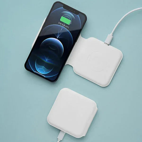 TGVI?S FOLLOW Series MagSafe Charger - Three